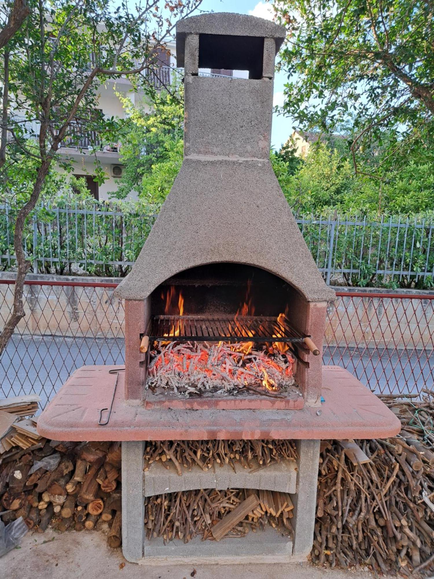 Apartments Jimmi Kaštela Εξωτερικό φωτογραφία